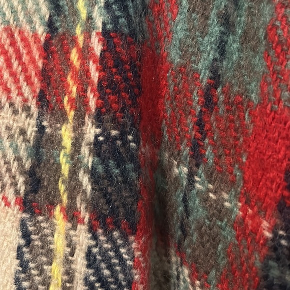 Two scarfs - Picture 2 of 3